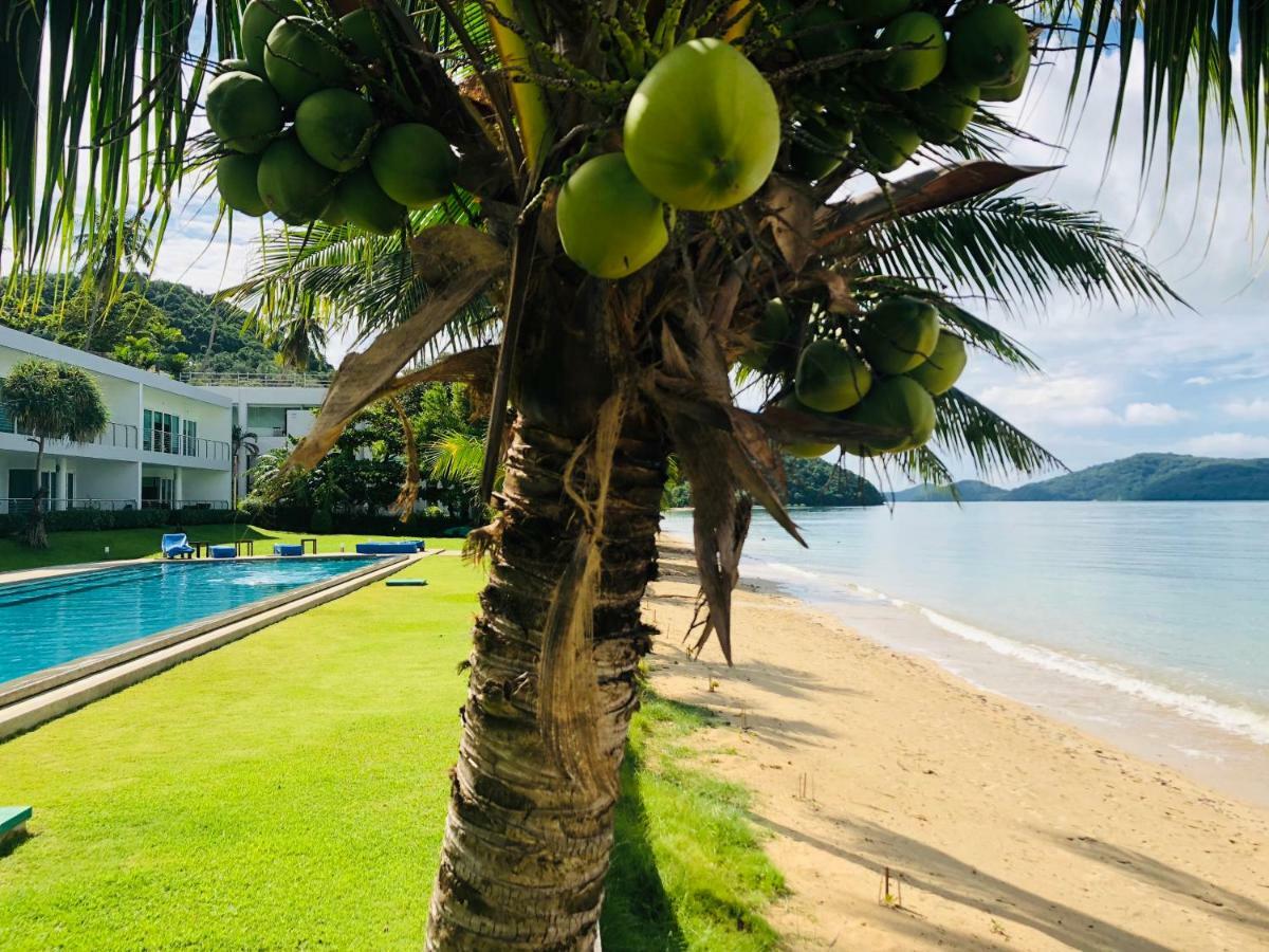 D-Lux 4 Bed Beachfront Apartment With Sea View Panwa Beach Exteriér fotografie